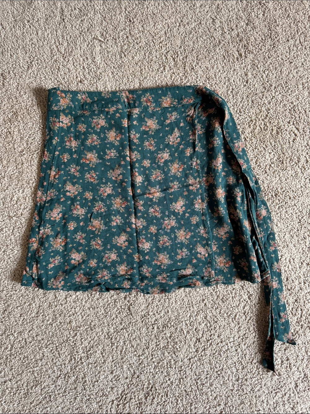 American Eagle Teal Floral Mini Skirt